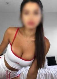 Baştan çıkaran fetişe açık escort özden