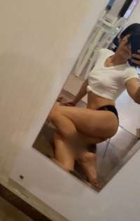 Cazibeli olgun hanım Hümeyra