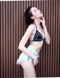 Cazibeli saksocu bayan Nilgün