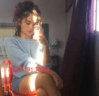 Cıvıl-cıvıl balık etli bayan Mefkure