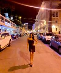 Elit sakso çeken eskort Betil