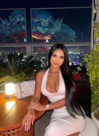 Enerjik hizmet veren escort Reyna