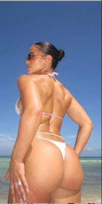 Etkileyici güzellikteki escort Tara