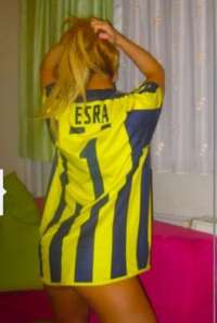 Gösterişli sarışın kız Cansu