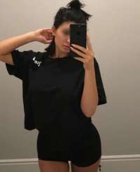 Kaliteli buğday tenli bayan Melike