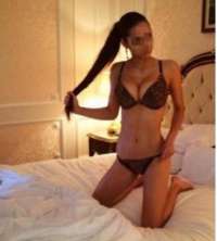 Kaliteli gerçek fotoğraflı kadın Gün