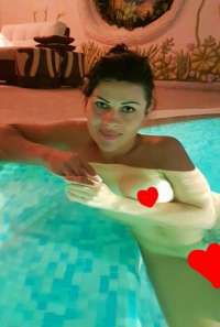 Kusursuz ön sevişme yapan hanım Gün