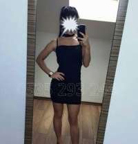 Mersin Seksi Escort Bayan Ceyda