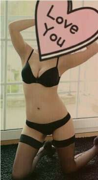 Mezitli Escort: Tutkulu Bir Gece için Sizi Bekleyen Sarışın Güzellik