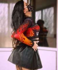 Neşeli oral yapan hatun Deren