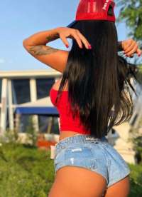 Samimi saksocu hatun Beste