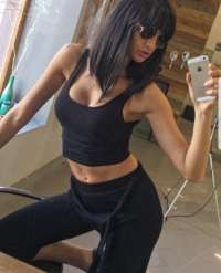 Seçkin eve gelen bayan Ayten