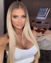 Seks kraliçası beyaz tenli kız Erden