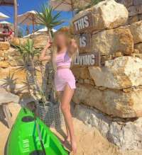 Seks kraliçası kaprissiz eskort Deren