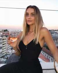 Seksapel deneyimli kız Hafize