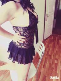 Seksapel olgun hatun Nafia