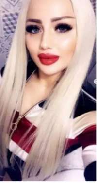 Seksapel öpüşmeyi seven eskort Müesser