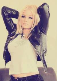 Seksapel öpüşmeyi seven hatun Aleyna