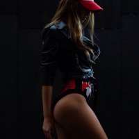 Seksi beyaz tenli hatun Oya