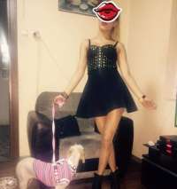 Toroslar'daki Tutkulu Bayan Partner: Zarif ve Büyüleyici