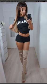 Unutulmaz balık etli kadın Merih