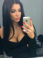 Akdeniz Rüyası: Kendine Özgü Güzellikte Escort Bayan