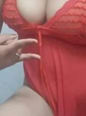 Alev-alev gerçek fotoğraflı kız Neşe