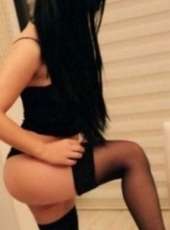 Alev-alev olgun kız Gülsen