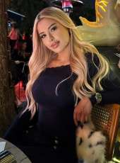 Aşka ve zevke tutkulu Canan