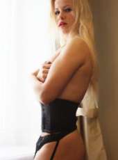 Ateşli beyaz tenli hanım Destan