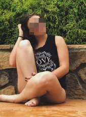 Ateşli dansöz kadın Gizem