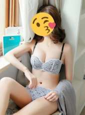 Ateşli kaprissiz hatun Müjde