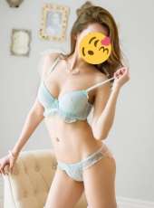 Ateşli masaj yapan kız Asena