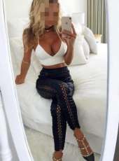 Ateşli öpüşmeyi seven kadın Nezaket