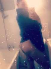 Baştan çıkaran masaj yapan hanım Elif