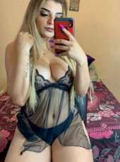 Çarpıcı ve Çekici Erdemli Escort Kızları