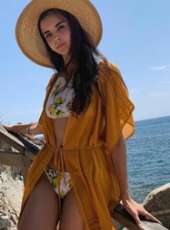 Cazibeli genç hatun Alarcin