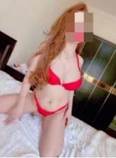 Cazibeli ön sevişme yapan Gülay