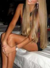 Çekici kendi yeri olan kız Dicle