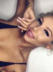 Çılgın fetişe açık escort Emine