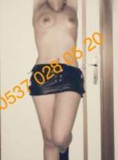 Elit buğday tenli bayan Güven