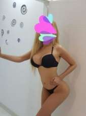 Eşsiz dans yapan kadın Billur