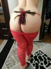 Eşsiz esmer kadın Duru