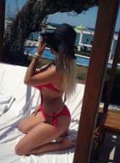 Etkileyici evinde buluşan Nehir