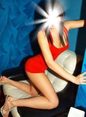 Etkileyici fatezi yapan kadın Neslişah