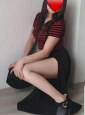 Etkileyici sarışın kadın Fulden