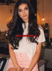 Gösterişli beyaz tenli bayan Ayşin