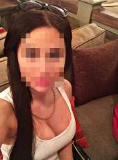 Gösterişli dans yapan kız Olca