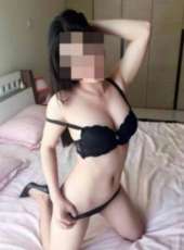 Gösterişli eve gelen Fevziye