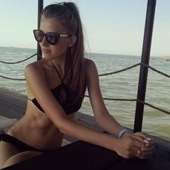 Gösterişli olgun kız Meriç